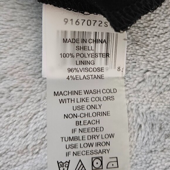 Women's - Vince Camuto top - Picture 6 of 6